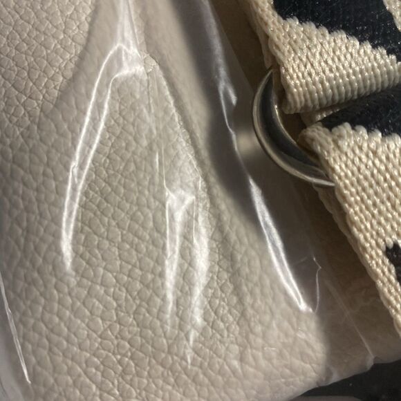 Woven Nylon Cell Phone Lanyard Strap with Wallet Pouch - Picture 4 of 8